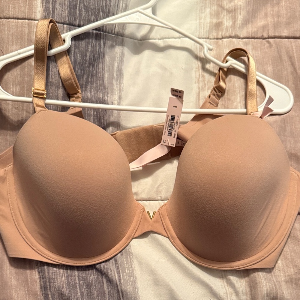 Victoria's Secret Nude Padded Bra